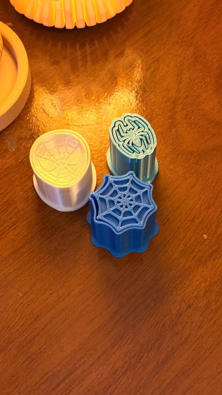Ejetor de brigadeiro ( Kit Homem Aranha )